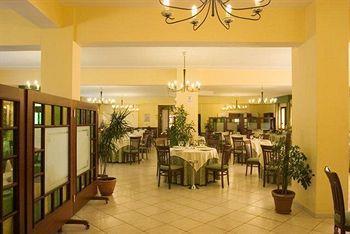 Hotel Olga Казорія Екстер'єр фото