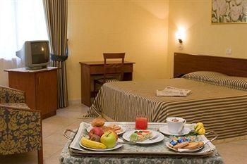 Hotel Olga Казорія Екстер'єр фото